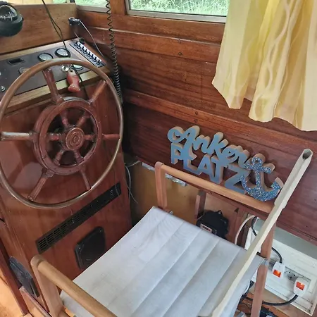 Hausboot Hans Im Glueck Hundsdorf