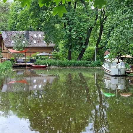 Botel Hausboot Hans Im Glueck *