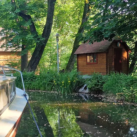 Hausboot Hans Im Glueck Hundsdorf