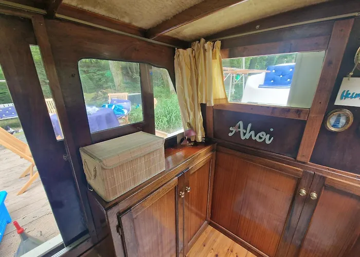 Botel Hausboot Hans Im Glueck *