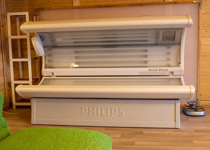 Hausboot Hans Im Glueck Botel Hundsdorf